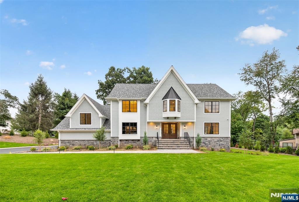 58 Greenwoods Road - Photo 3