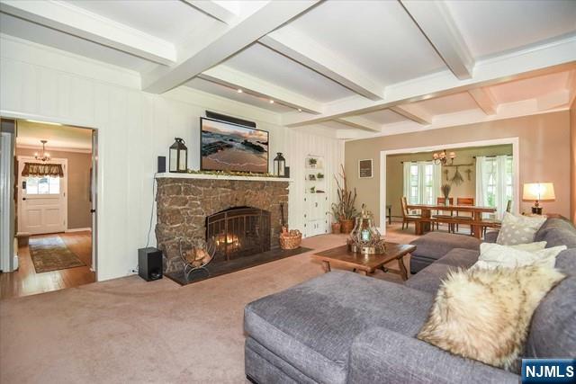 39 Circle Avenue