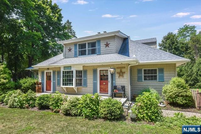 39 Circle Avenue