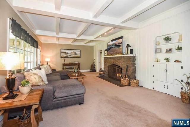 39 Circle Avenue