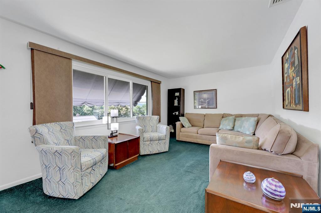 37 Hilltop Terrace - Photo 3