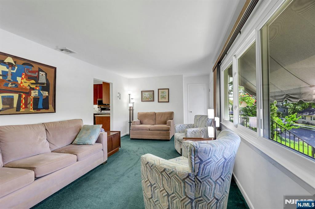 37 Hilltop Terrace - Photo 4