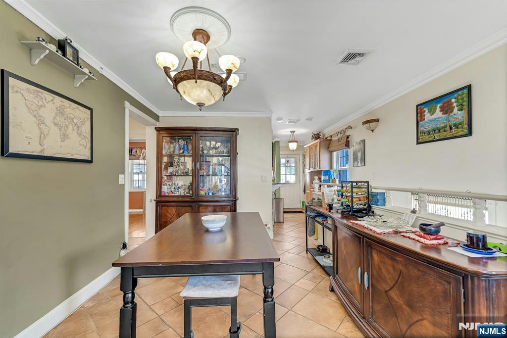 446 Post Ave, Lyndhurst, NJ 07071