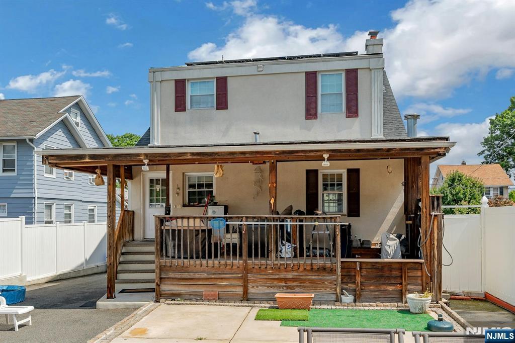 446 Post Ave, Lyndhurst, NJ 07071