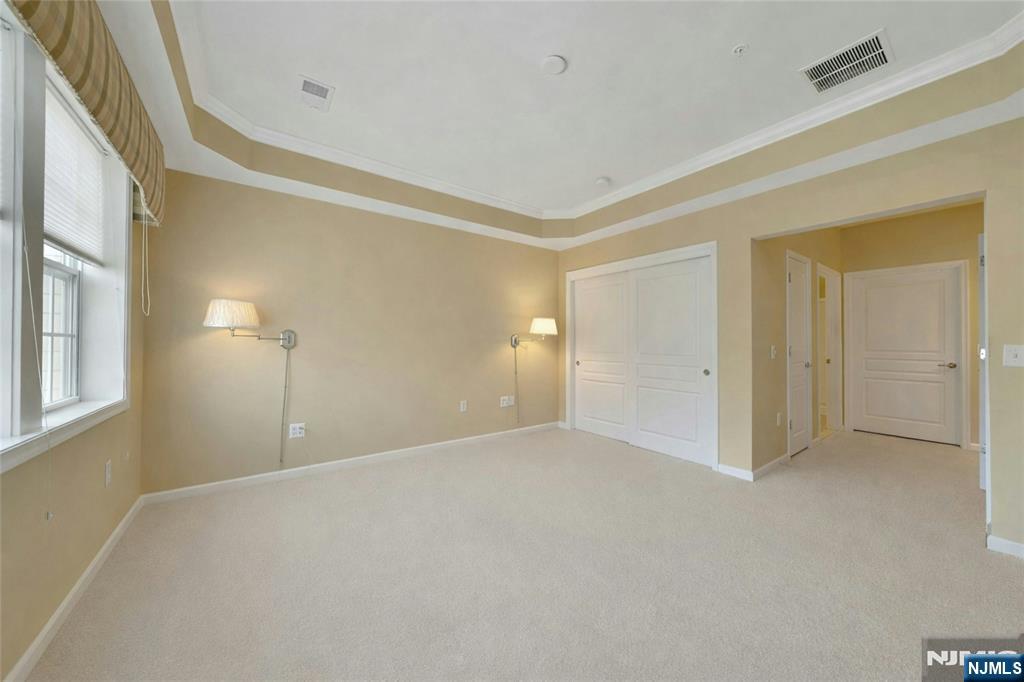 2202 Warrens Way