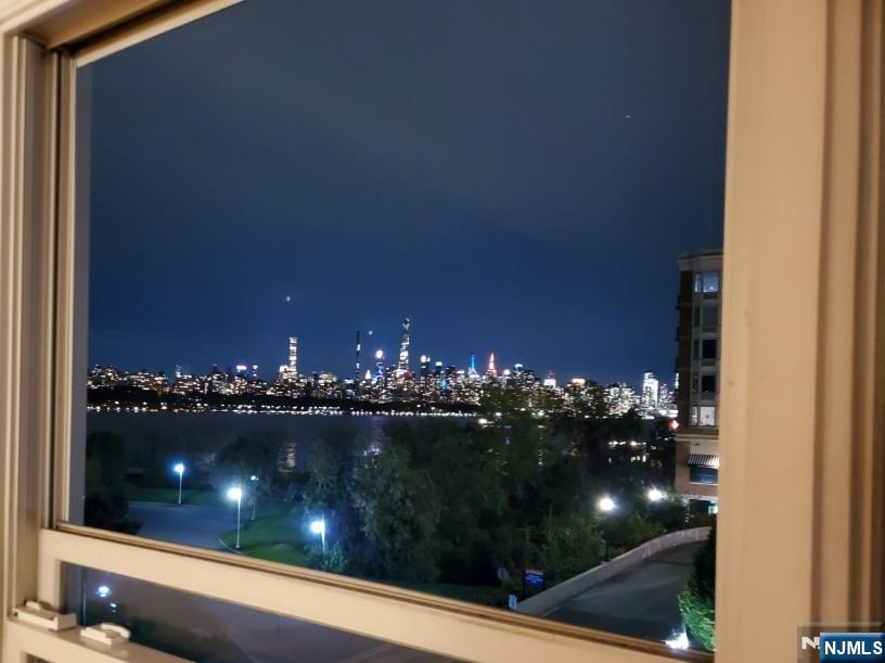 337 The Promenade #337