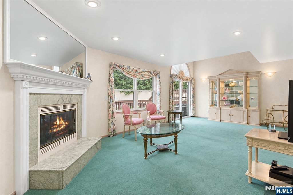 5th image of 675 Raritan Rd #6, Clark, NJ 07066 | MLS# 26028890