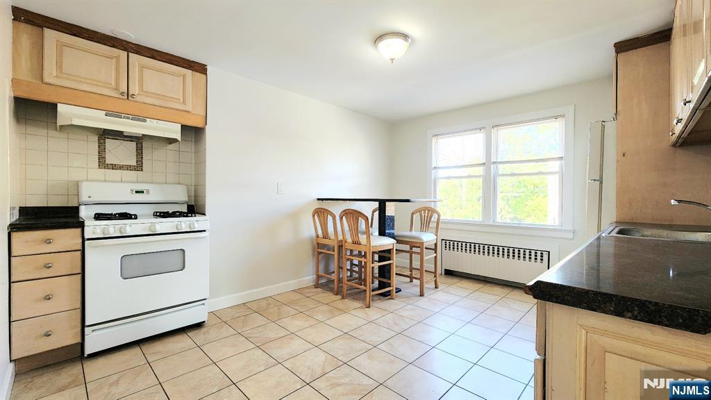 409 Market 2 - Photo 2