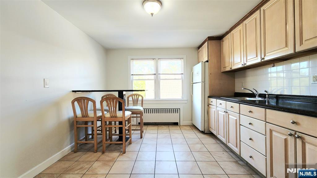 409 Market 2 - Photo 3