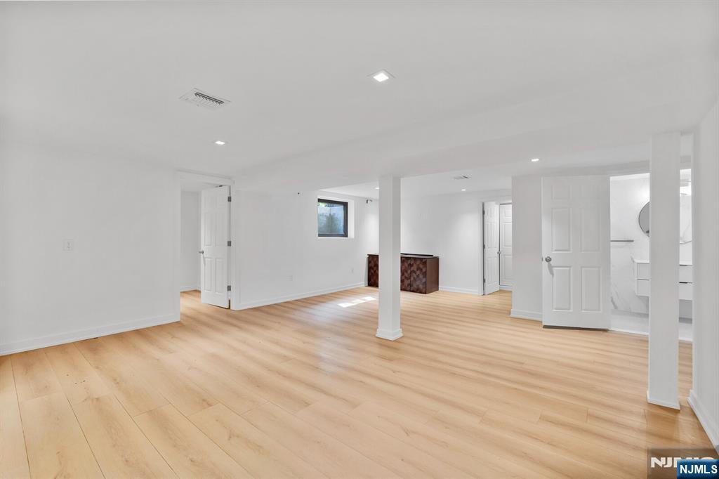 226 Haworth Avenue — photo 42