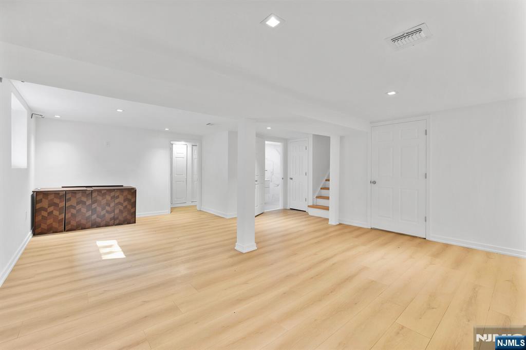 226 Haworth Avenue — photo 43