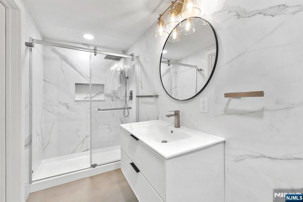 226 Haworth Avenue — photo 44