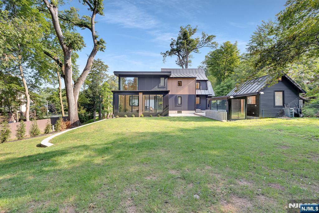 226 Haworth Avenue — photo 45