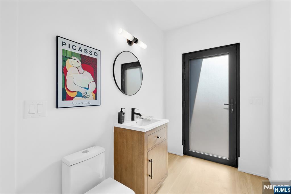 226 Haworth Avenue — photo 10