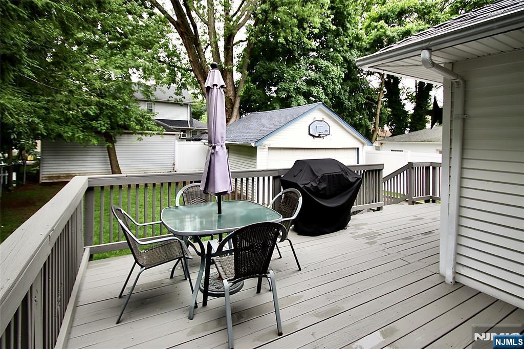 13-08 Ellis Avenue