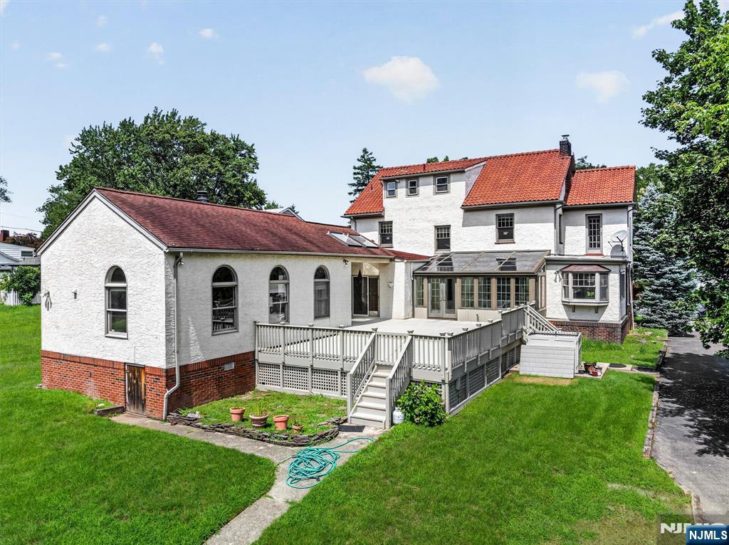 22 Serafin Pl, Glen Rock, NJ 07452