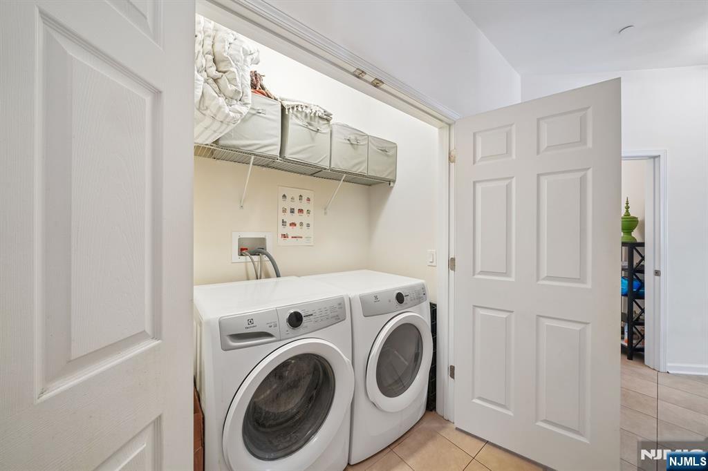 1119 Riverview Avenue #119