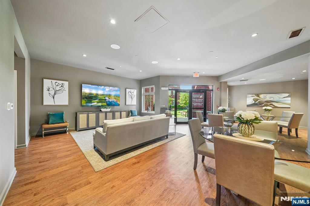 1119 Riverview Avenue #119