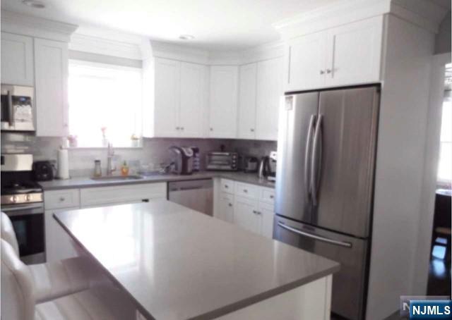 3-12 26th Street - Photo 4