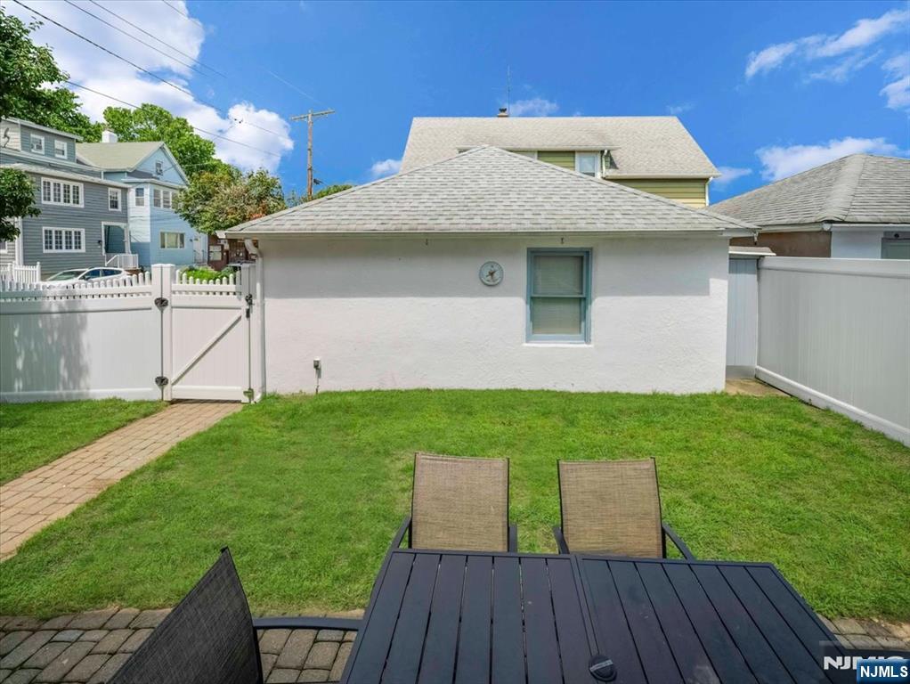 69 Main Avenue