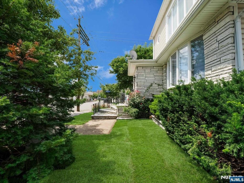 69 Main Avenue