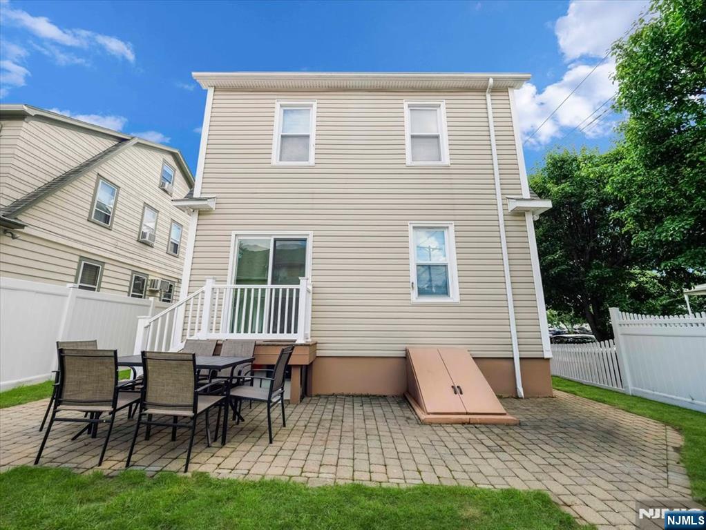 69 Main Avenue