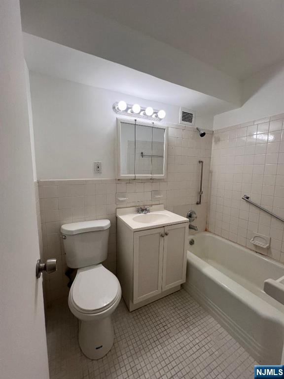 6515 Boulevard East #2E
