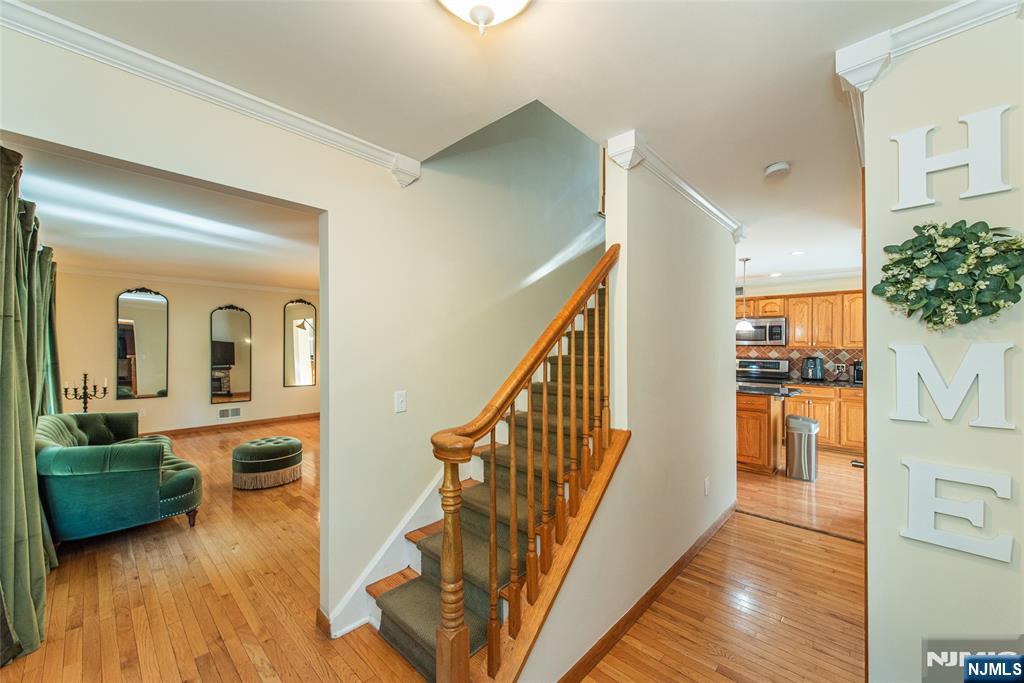 43 Bisset Drive - Photo 4