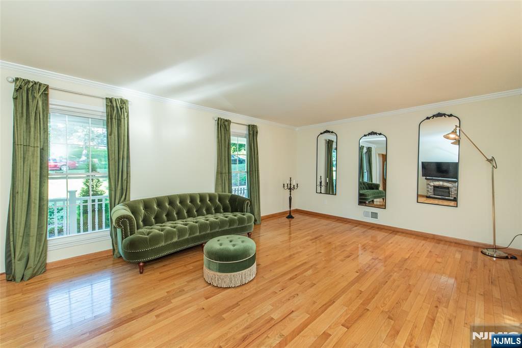 43 Bisset Drive - Photo 5