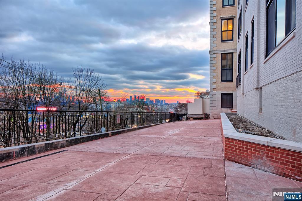 518 Gregory Avenue #A-425