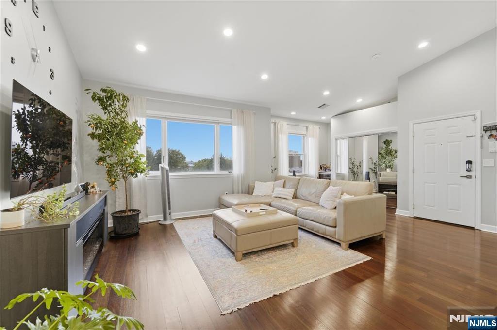 5th image of 620 38Th St #205, Union City, NJ 07087 | MLS# 26029010
