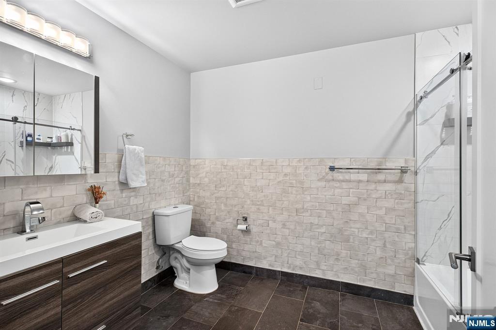 62 69th Street #203