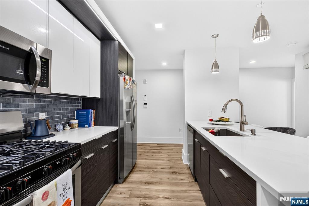 62 69th Street #203
