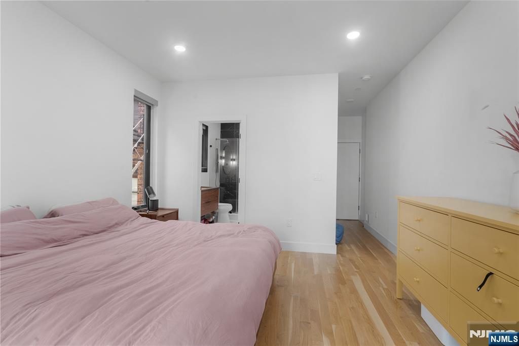 13 Britton Street #1
