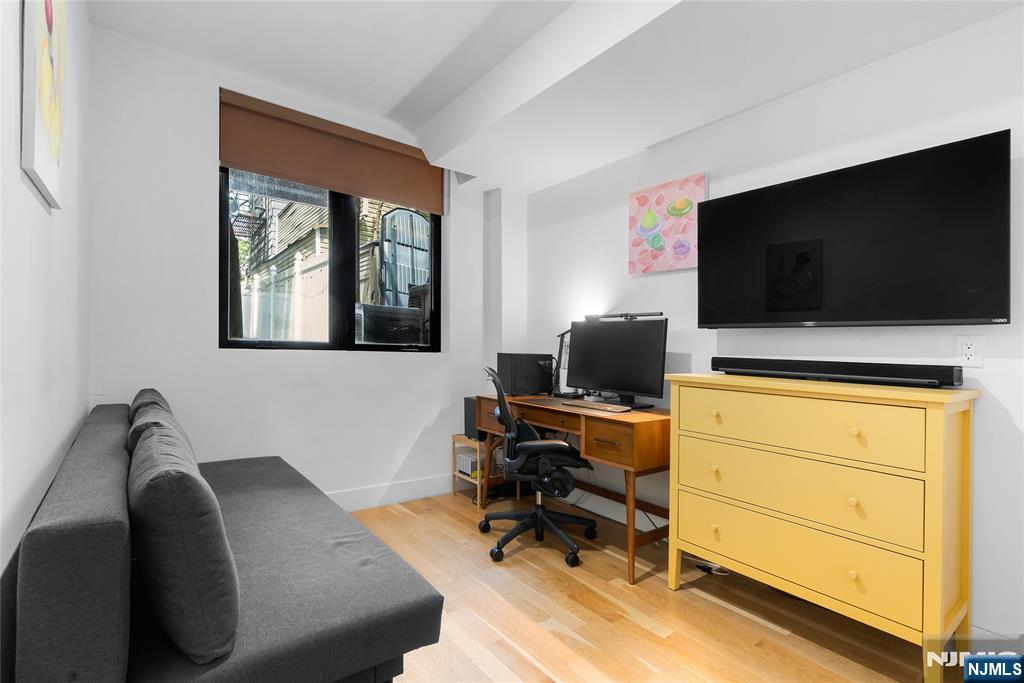 13 Britton Street #1