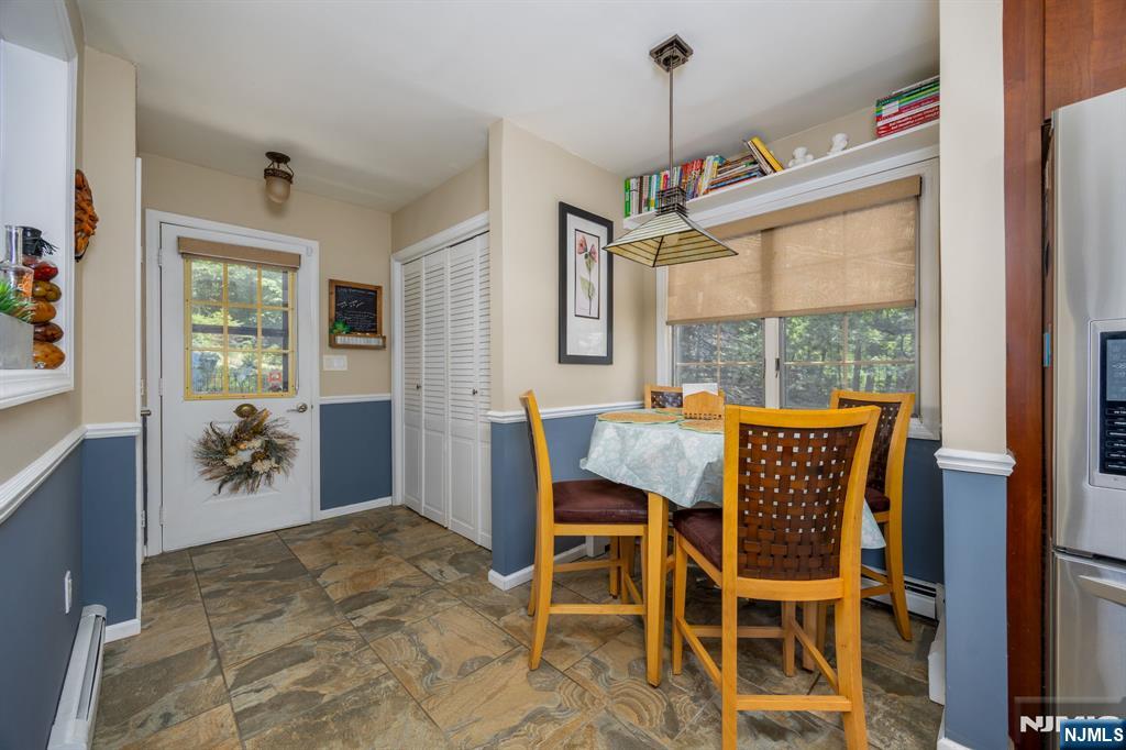 1150 Lakeside Drive