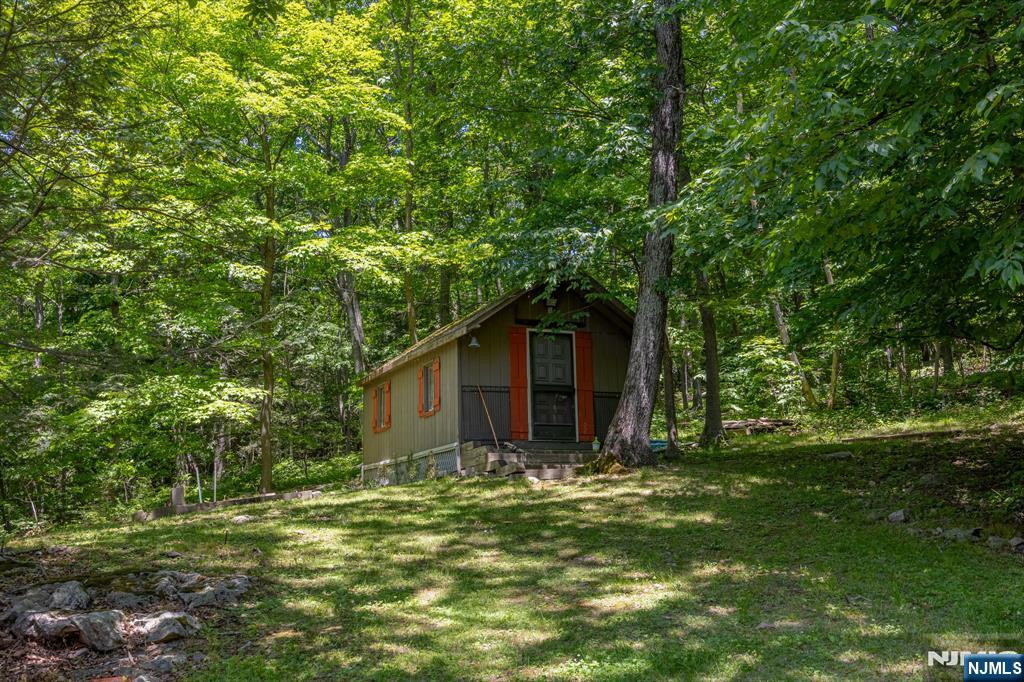 1150 Lakeside Drive
