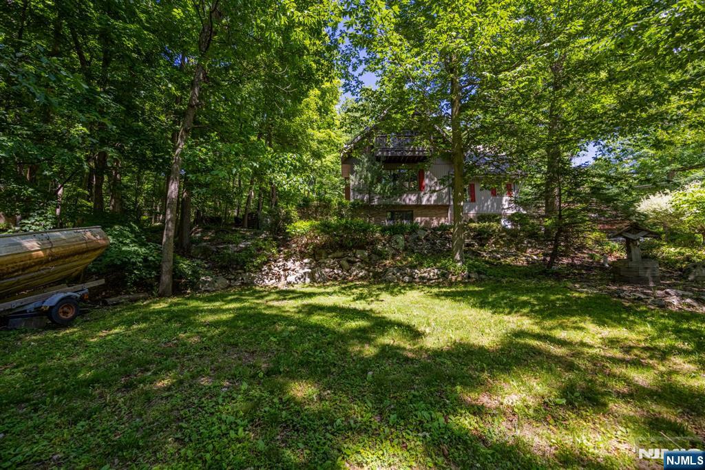 1150 Lakeside Drive