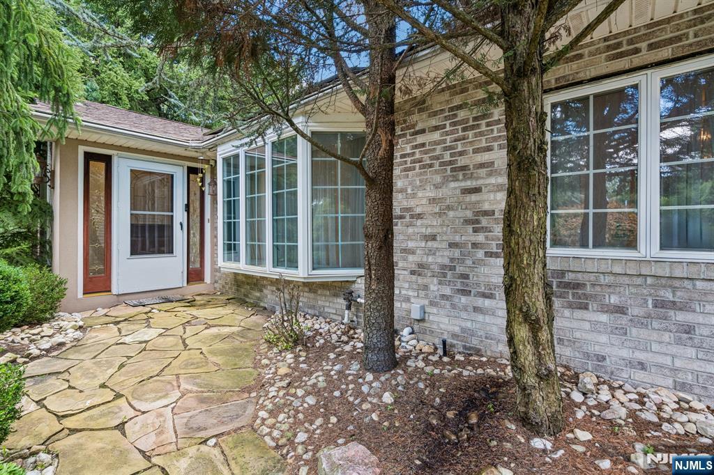 186 Laauwe Avenue - Photo 3