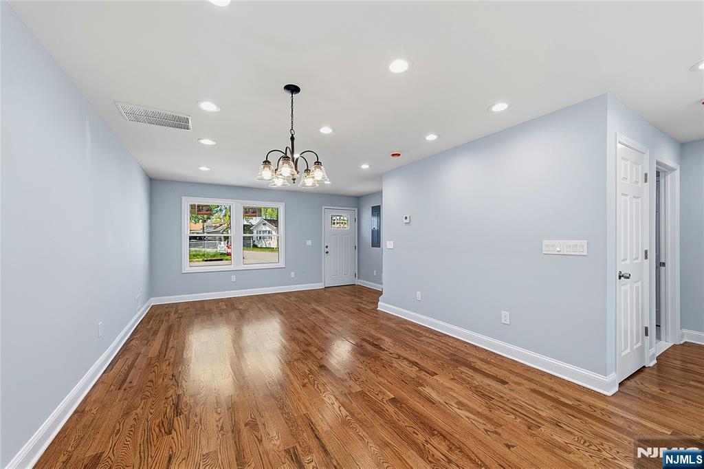 270 Alpine Way