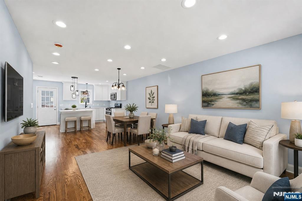 270 Alpine Way