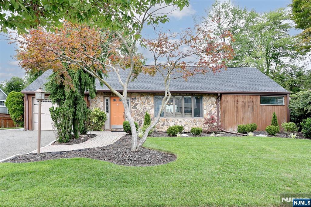 618 Fermery Drive - Photo 1