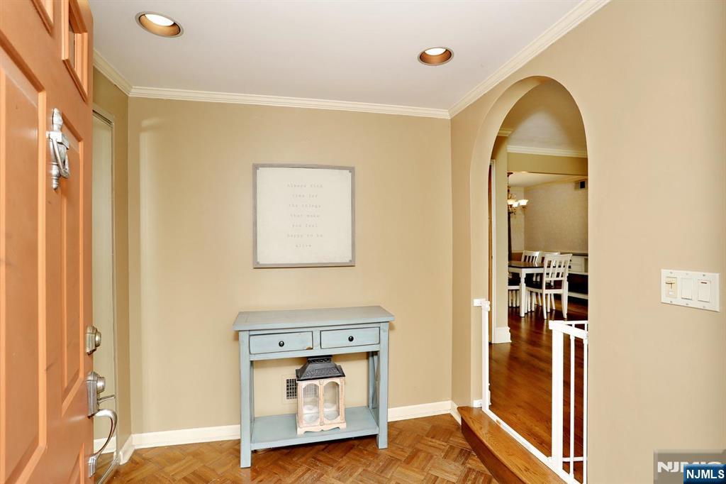618 Fermery Drive - Photo 4