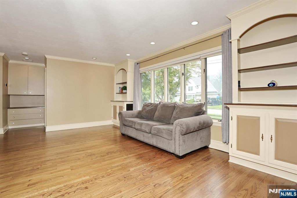 618 Fermery Drive - Photo 5