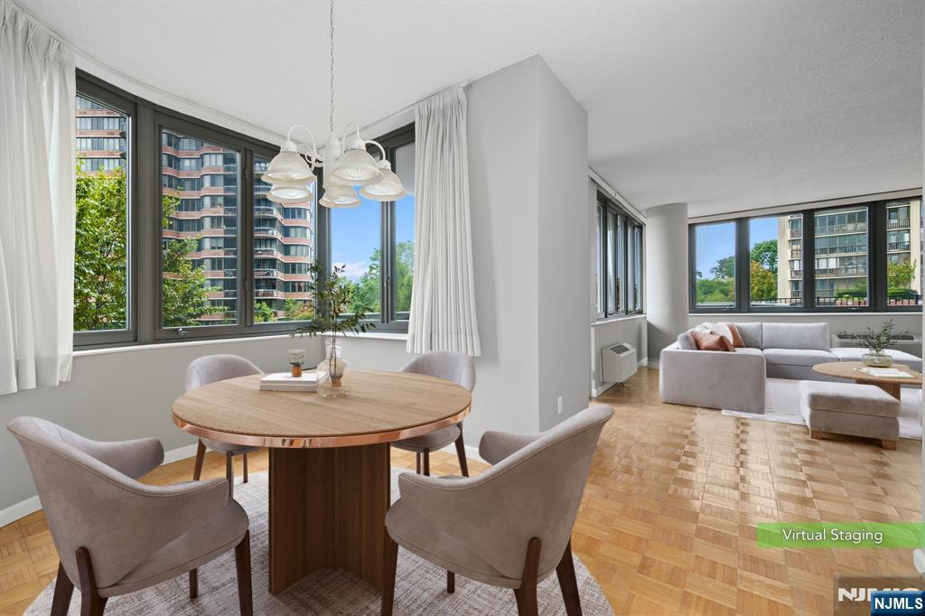 100 Carlyle Drive 5D-N - Photo 1