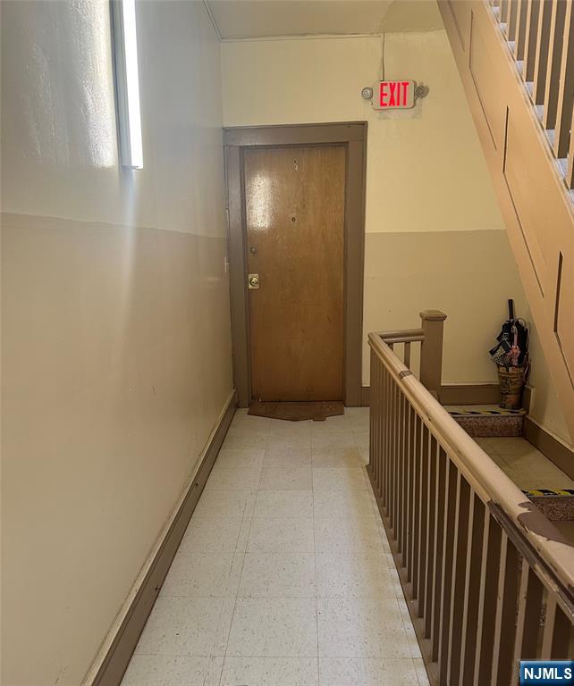 133 Anderson Avenue 2R - Photo 2