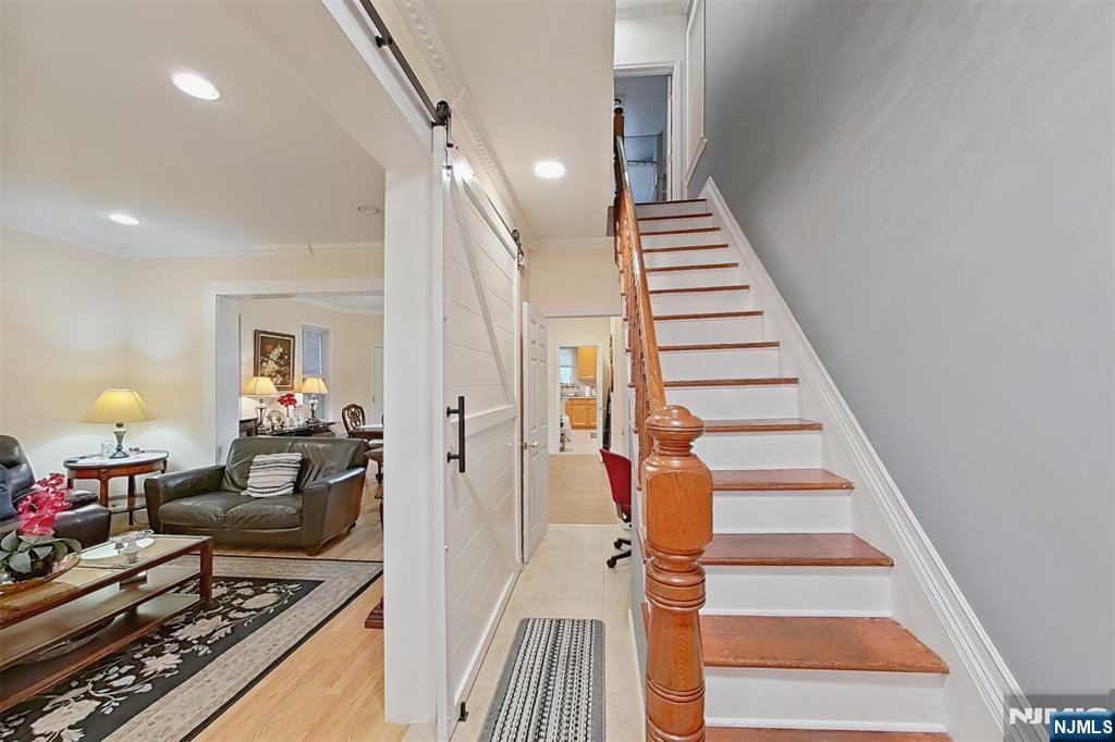 402 Davis Avenue