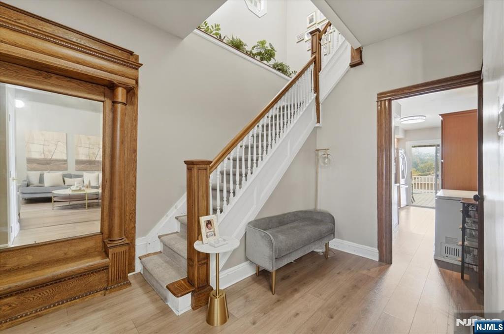 87 Curie Avenue