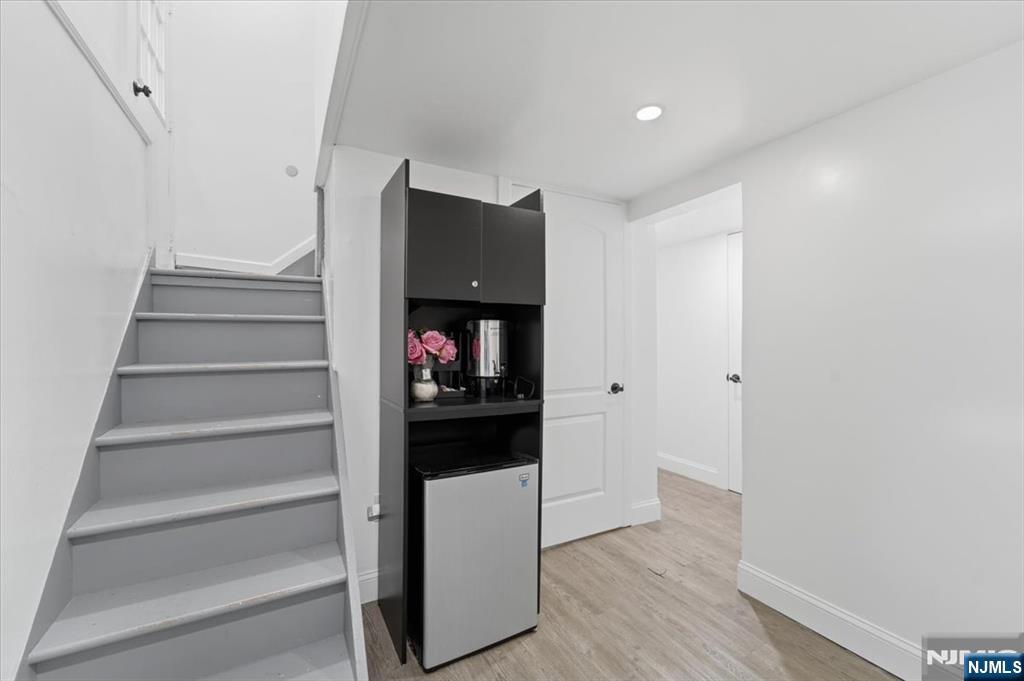 87 Curie Avenue