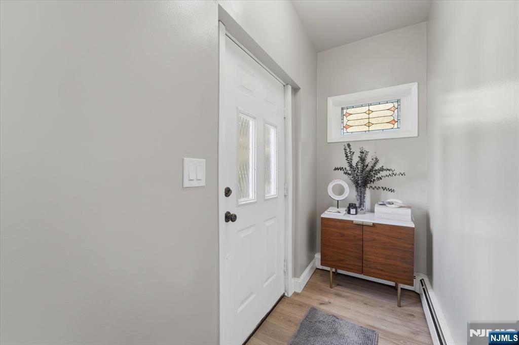 87 Curie Avenue